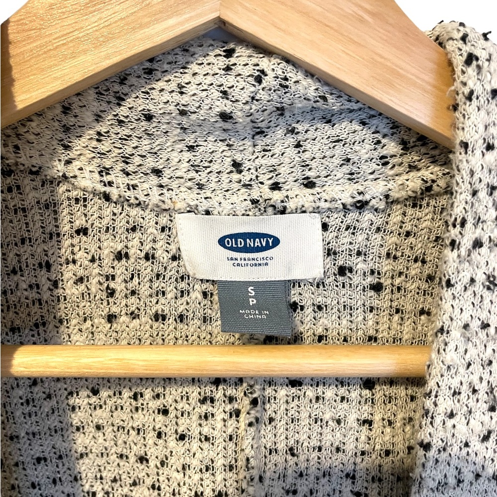 Old Navy Black,Grey and White Woven Cardigan Size Small - Picture 5 of 6